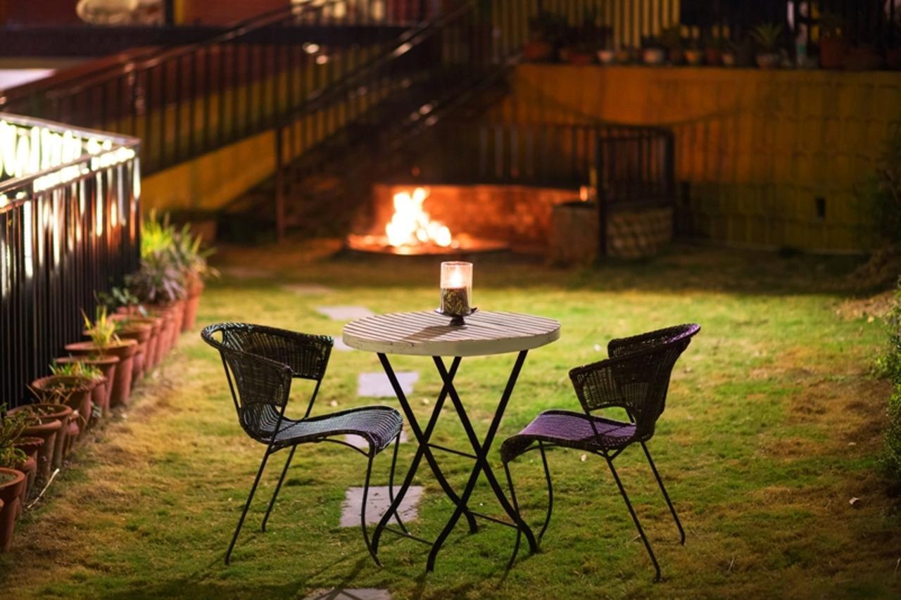Nirvana Lodge And Lounge ムスーリー エクステリア 写真